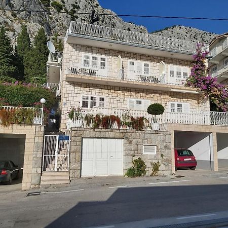 Apartment In Omis With Sea View, Balcony, Air Conditioning, Wi-Fi Экстерьер фото