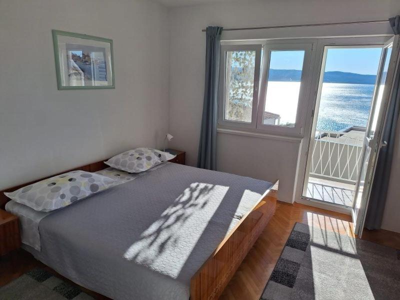Apartment In Omis With Sea View, Balcony, Air Conditioning, Wi-Fi Экстерьер фото