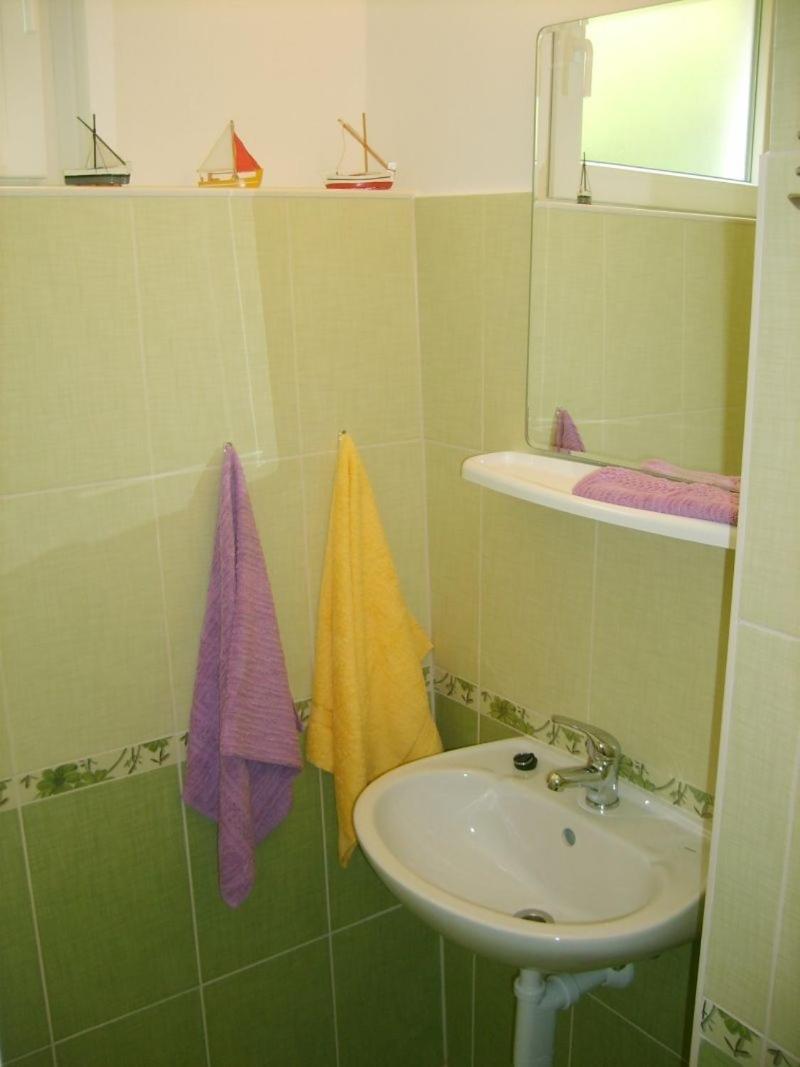 Apartment In Omis With Sea View, Balcony, Air Conditioning, Wi-Fi Экстерьер фото